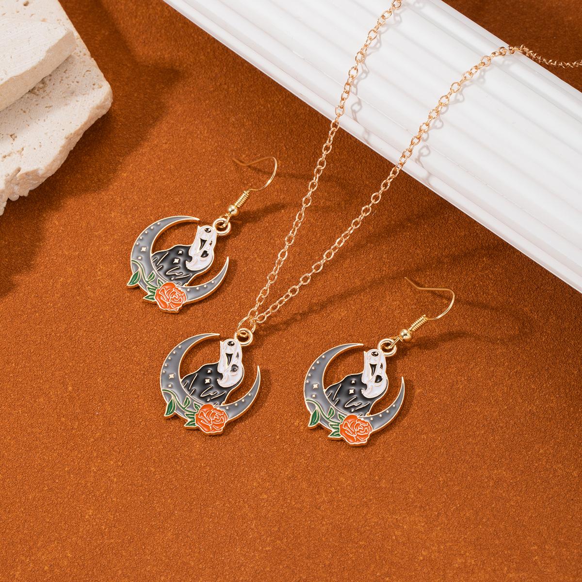 Dark Punk Halloween Earrings Female Crow Moon Sun Necklace Earrings Niche Retro Creative Earrings