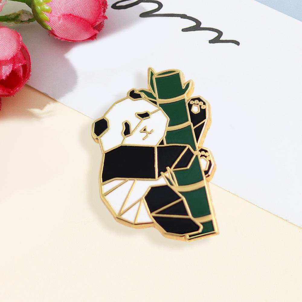 Origami Panda Bamboo Enamel Pin - Cute Badge Gift for Friends & Classmates, Souvenir & Backpack Decoration.