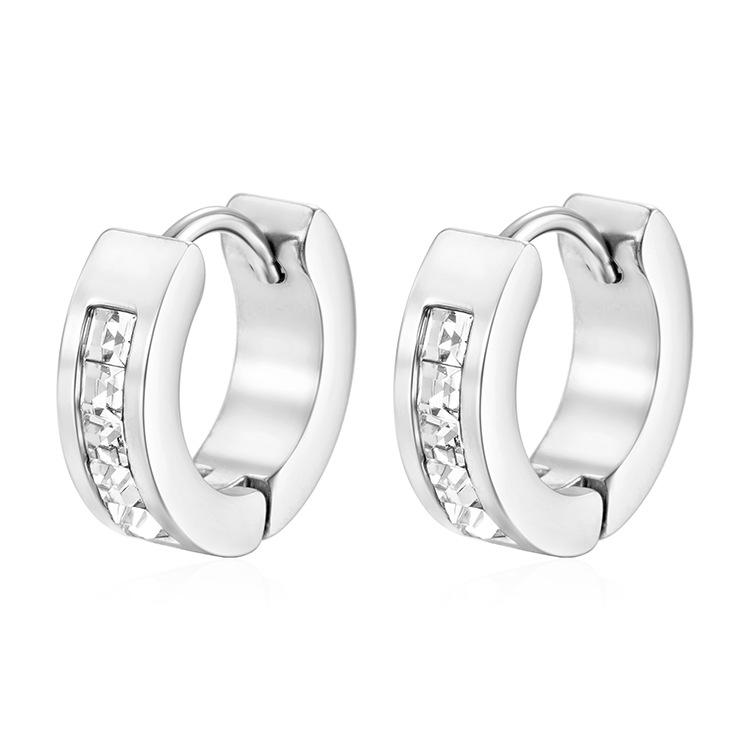 Inlaid square diamond ear buckle European and American style women's earrings, fashionable and personalized versatile 18K gold diamond earrings