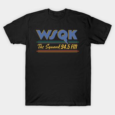 Herren Schwarzes Print-T-Shirt Stranger Things - Wsqk The Squawk 94.5 Fm Retro No-Cut Transferpapier Print Baumwoll-T-Shirt