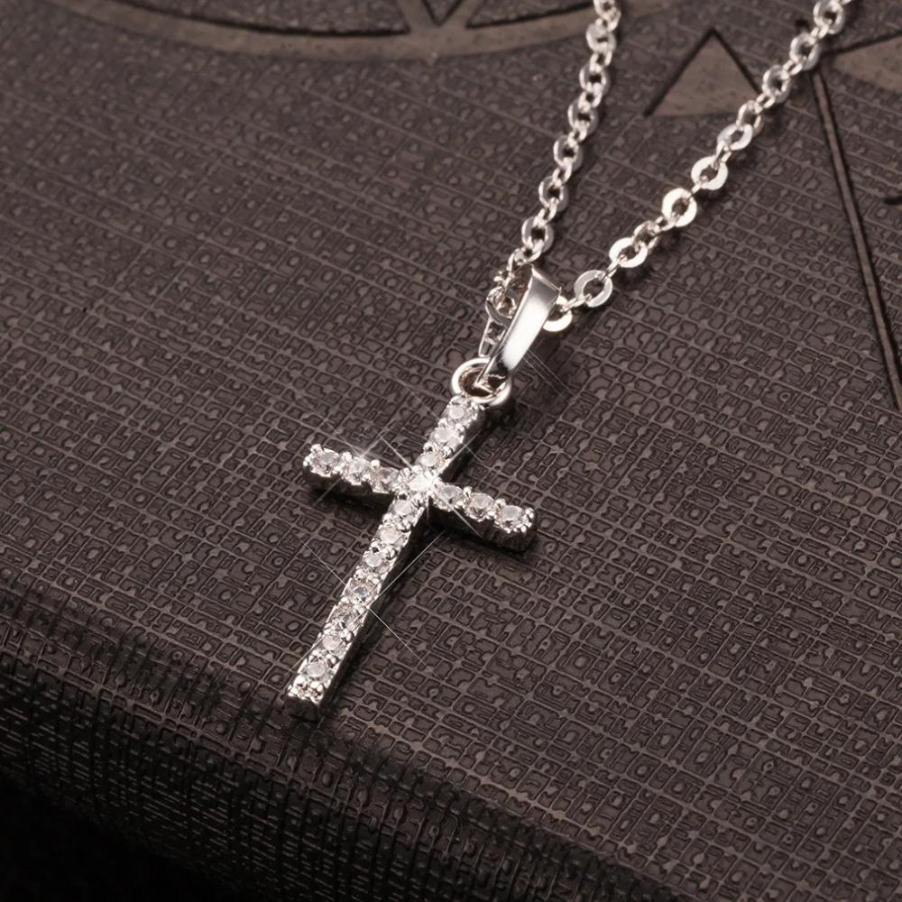 Simple Fashion Cross Alloy Jewelry Exquisite Diamond-encrusted Necklace, Hip-hop Punk Style Pendant for Women Crystal Zircon Men