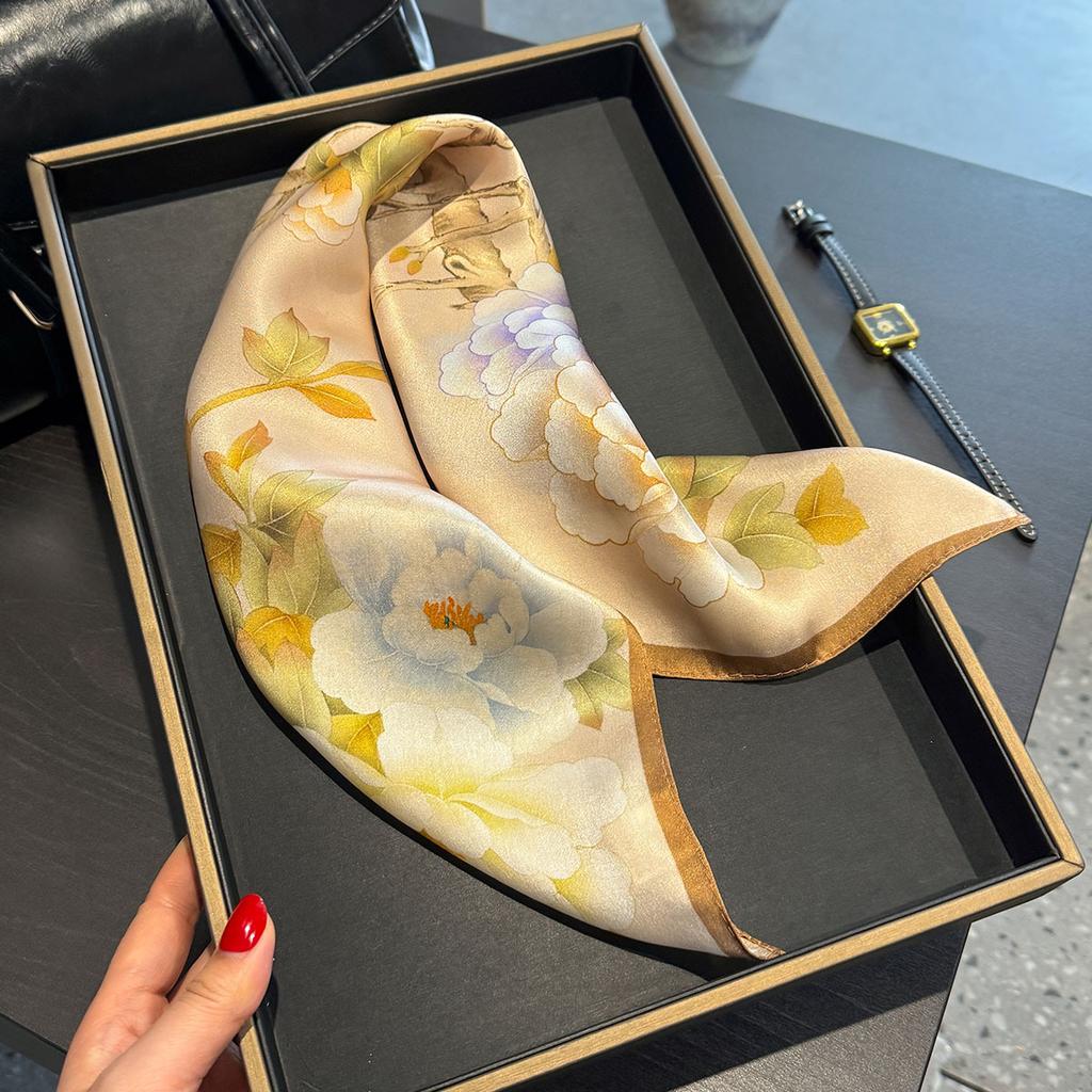 Brand 100% Natural Silk Scarf Women Neck Hair Foulard Square Headband Scarves Bandana Fashion New Small Hijab Scarves Pashmina