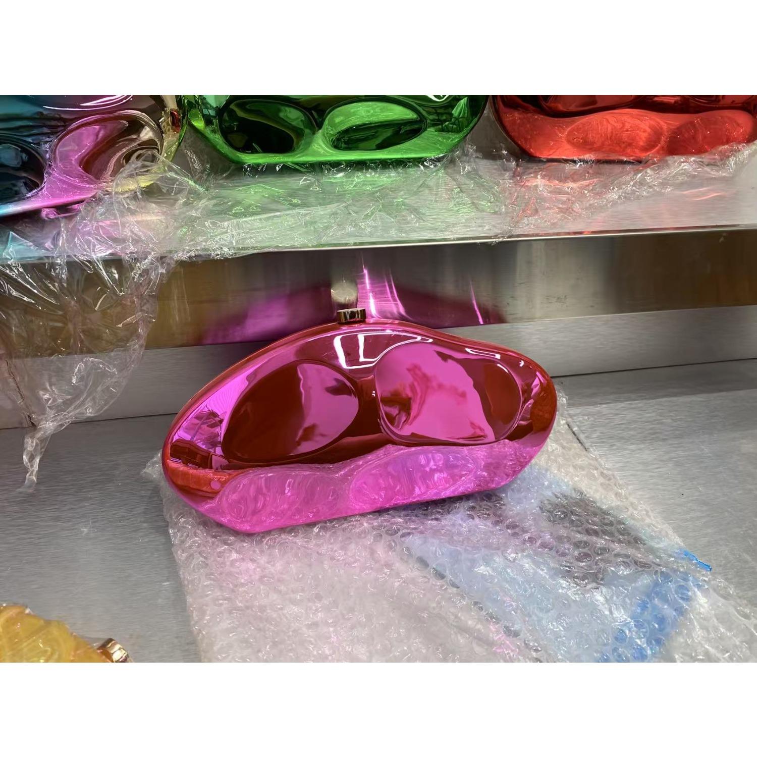 

Золотой акриловый блестящий металлический метеоритный коробчатый корпус облако банкет яркие пельмени ручная сумка мессенджер розовый