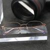 Unisex M6717S Titanium & Acetate Retro Eyeglass Frame – Prescription-friendly for Nearsightedness