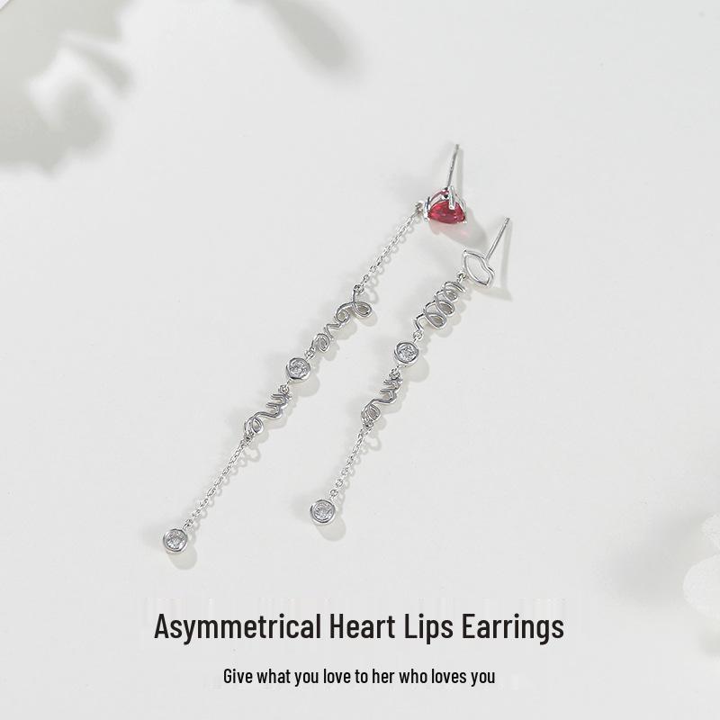 

Bao Yi Long S925 Silver Korean Style Heart & Lips Asymmetrical Dangle Earrings for Women