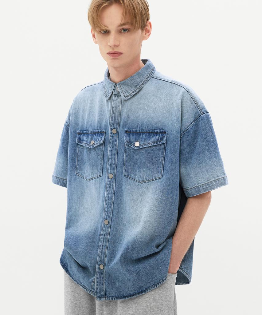TRILLION Rain Slub Washed Oversized Denim Short Sleeve Shirt (Sky Blue)