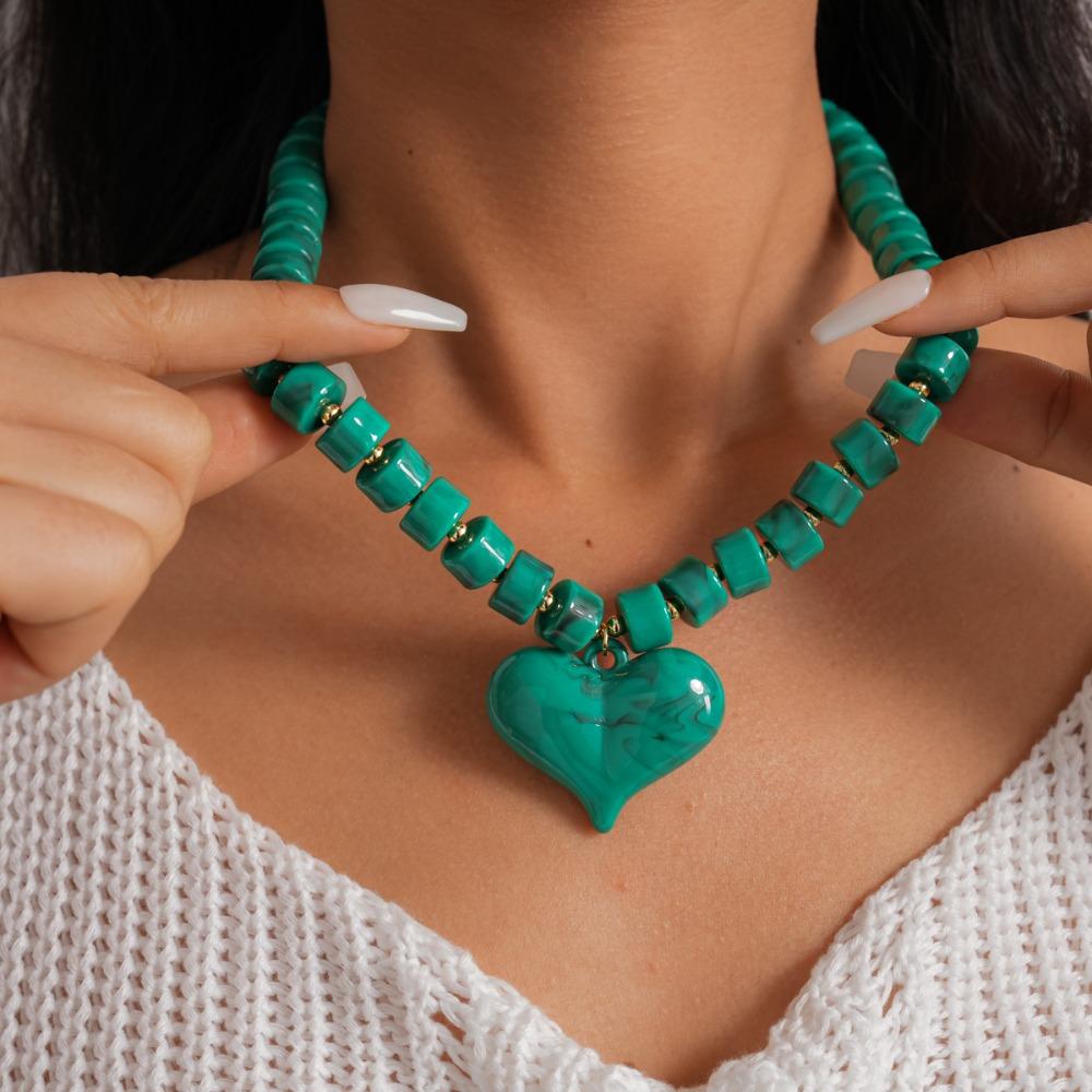 Heart Shape Clavicle Chain Acrylic Neck Ornament Fashion Women Jewelry Party Jewelry