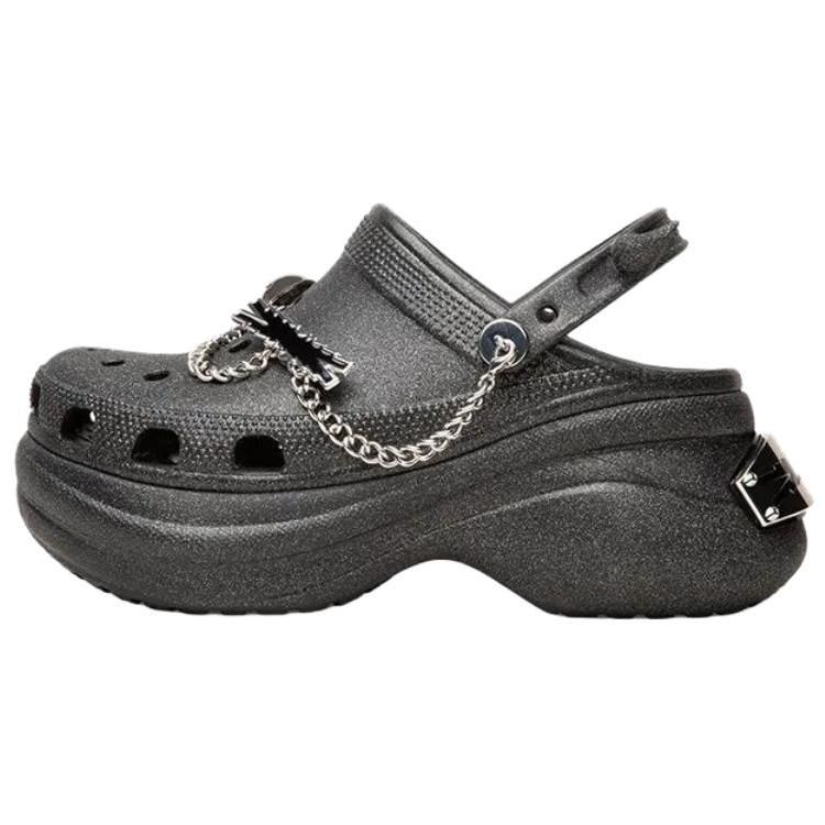 

LE SSERAFIM x Crocs Whale Clogs Women s Black 212454-9DO 36-37
