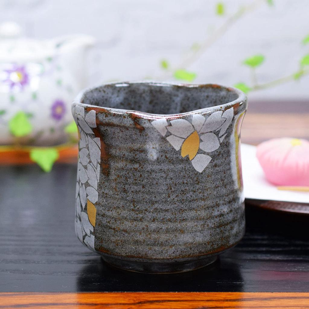 Large Kutani Ware Teacup with a Cherry Blossom Blizzard Ceramic Teacup and Brand Japanese Made In Design. Bowl. New. Tableware. Japan.