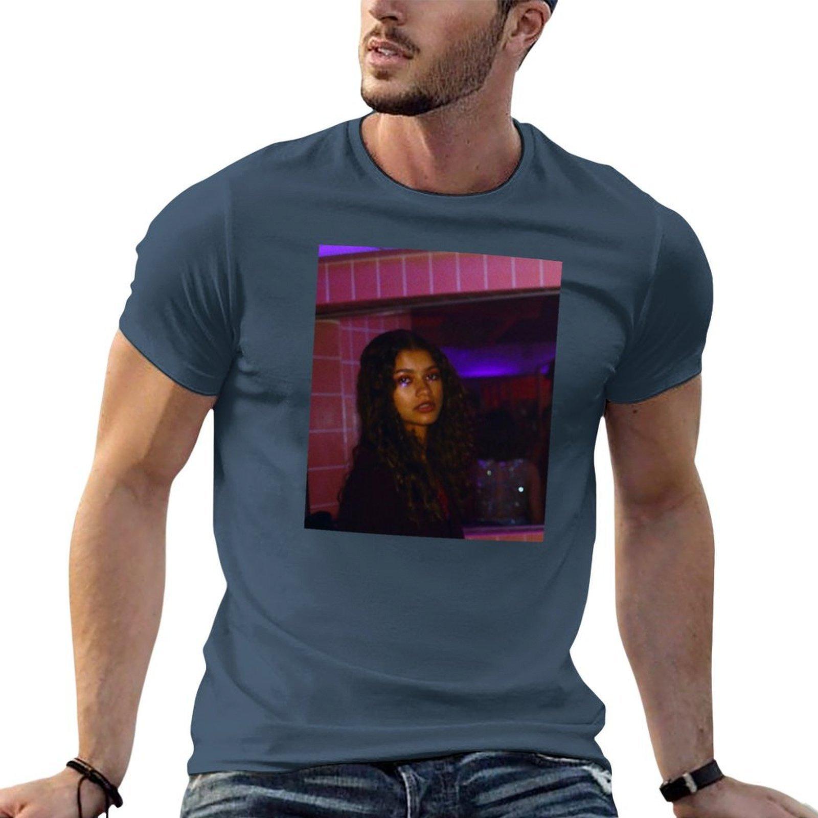Rue From Euphoria Tshirt Stretch Fabric Comfort Tshirt S
