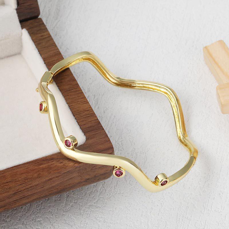 European and American Style Bracelets with Zircon Wide Wavy Shape One  Size(18CM~21CM)