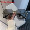 Square Frame Uv Protection Sunglasses For Men And Women With Trendy Style