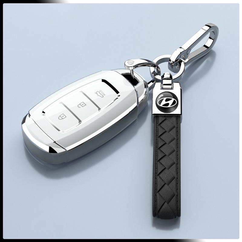 Hyundai MISTRA Luxury Protective Car Key Case - Special Shell for ix35, Compatible with 23 Models for Men and Women