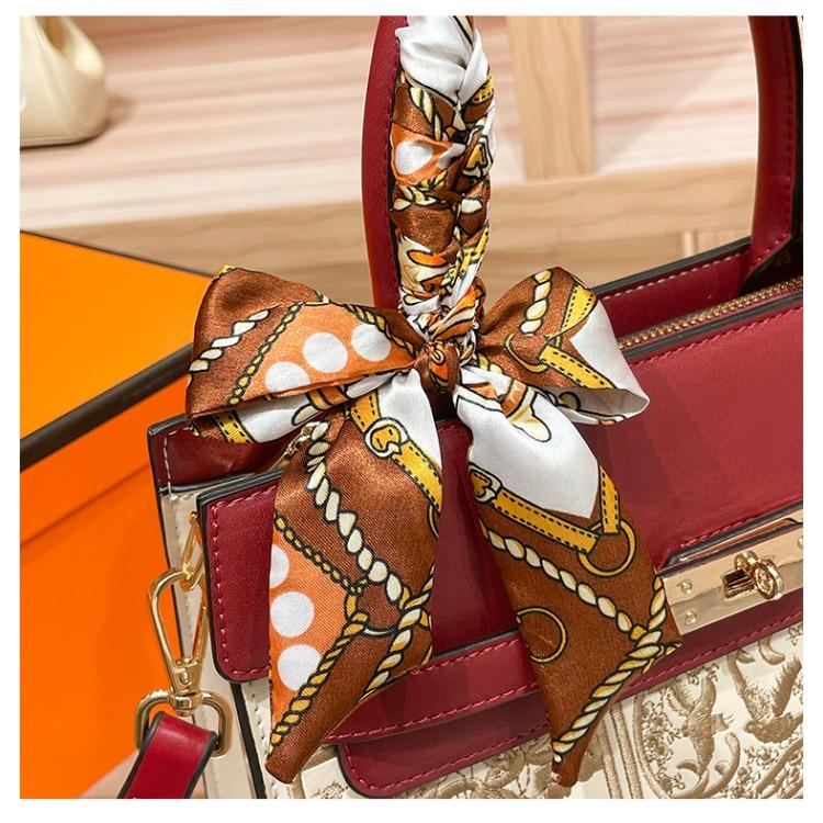 W. D. POLO Gifts Embroidery for Newly Married Mom Red Wedding Bag Gifts for Mother-in-law Handbag Crossbody Women's Bag