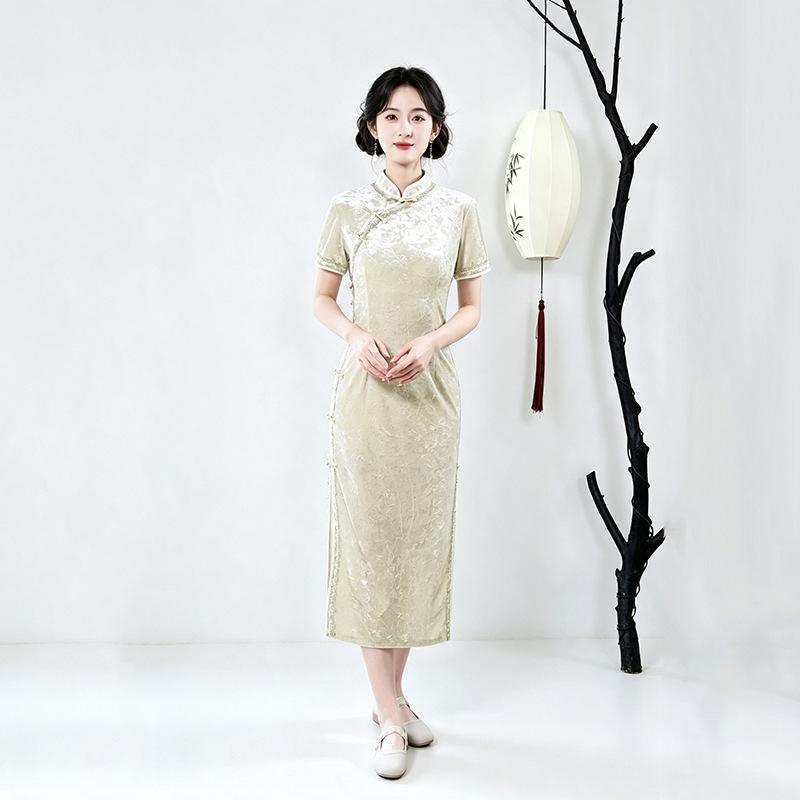 Black velvet national style new Chinese style Suzhou long autumn cheongsam improved young women's high sense daily wear