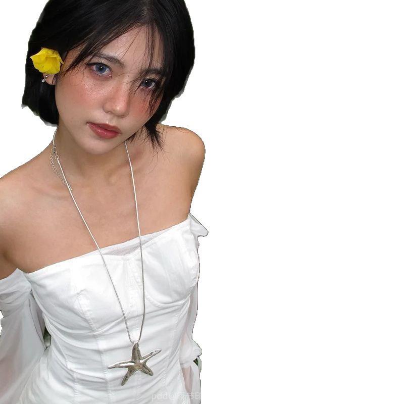 Retro Spicy Starfish Necklace: Long Silver Frosted Chain with Textured Star Pendant
