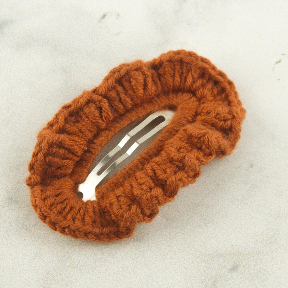 

Плетеная пряжка ручной работы