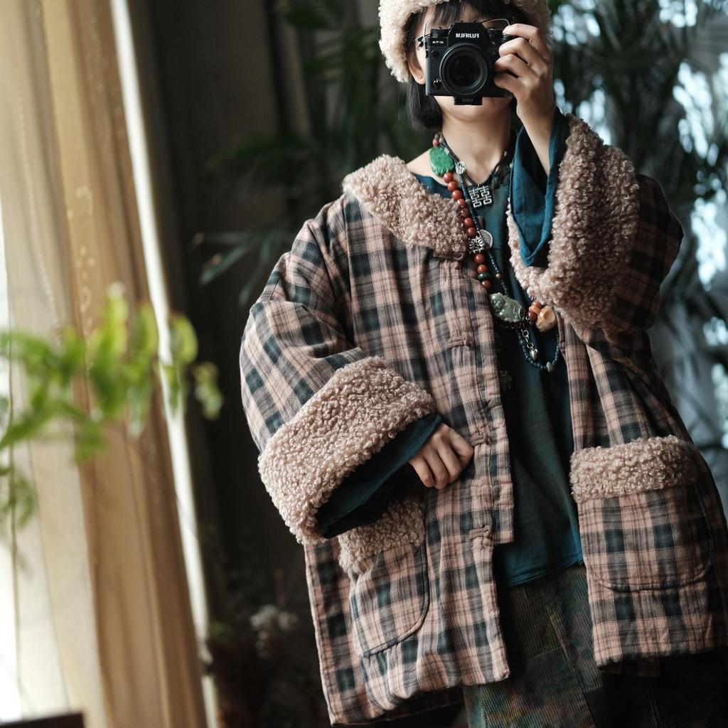 Johnature Women Plaid Khaki Vintage Button Long Sleeve Coats Winter Chinese Style Patchwork Blend Pockets Coats