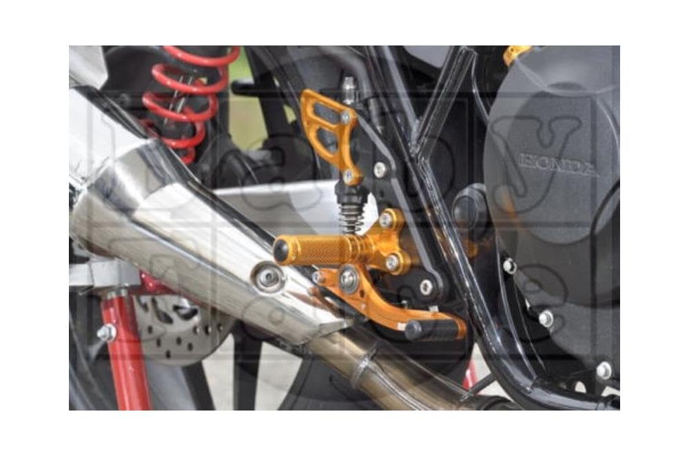 Baby Face Heel Guard Left & Right Set Gold CB400SF 08-16 002-H018 004-HG033GD