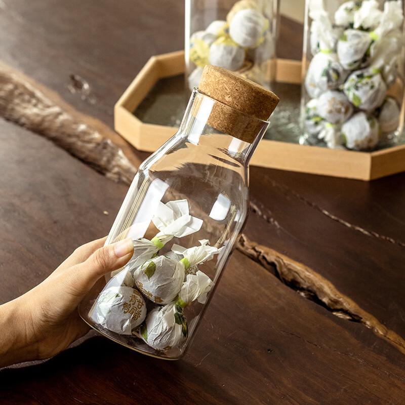 ZISIZ High Borosilicate Glass Storage Jars with Cork Lids