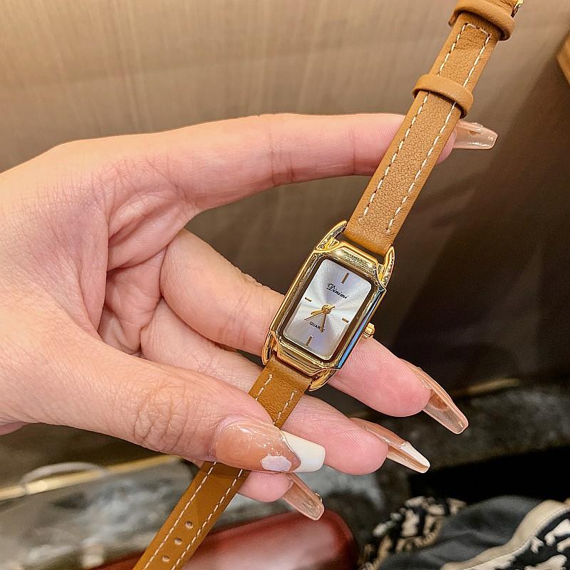 Fashion Women'S Watch Rose Gold Leather Strap Watch Simple Retro Rectangular Temperament Women'S Watch Women