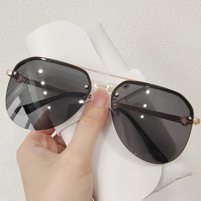 Occhiali da Sole Moda Montatura Mezza Quadrata Donna Uomo Retro Lenti Sfumate UV400 Moda Outdoor Protezione UV Occhiali da Sole