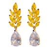 Rare Designer Luxury Retro Gold Earring Earring Earrings with Water Drop Zircon Female Fashion
