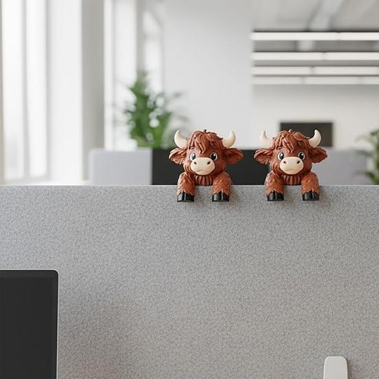Yousheng Cute Highland Cow Figurine Mini Cow Screen Topper Ornament 3D Printed Farmhouse Animal Computer Monitor TV Planter Decor for Cow Lovers Gifts
