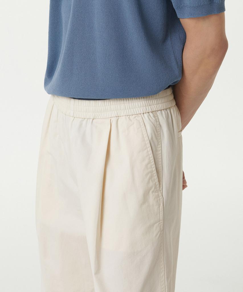 MUSINSA STANDARD Cotton One-Tuck Wide Elastic Shorts [Cream]