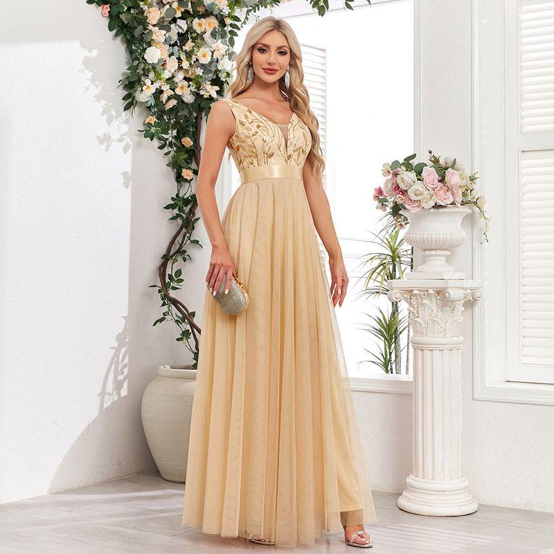 

V Neck Elegance Yarn Embroider Long Large Hem Party Evening Gown Grand Party Evening Dress Gold L