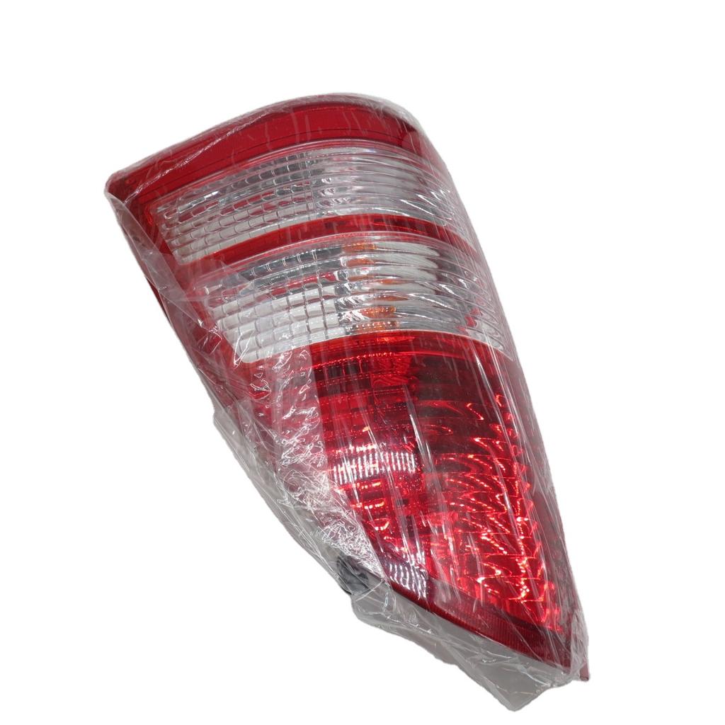 Trucks and Cars Auto Parts Rear Tail Light Rear Tail Lamp P1372100020A0