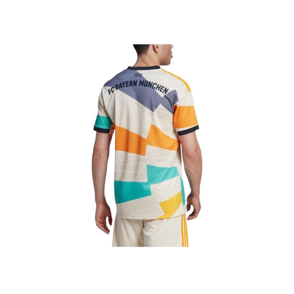 adidas Logo Print V-Neck Short Sleeve T-Shirt Men Tops Multicolor HU1286