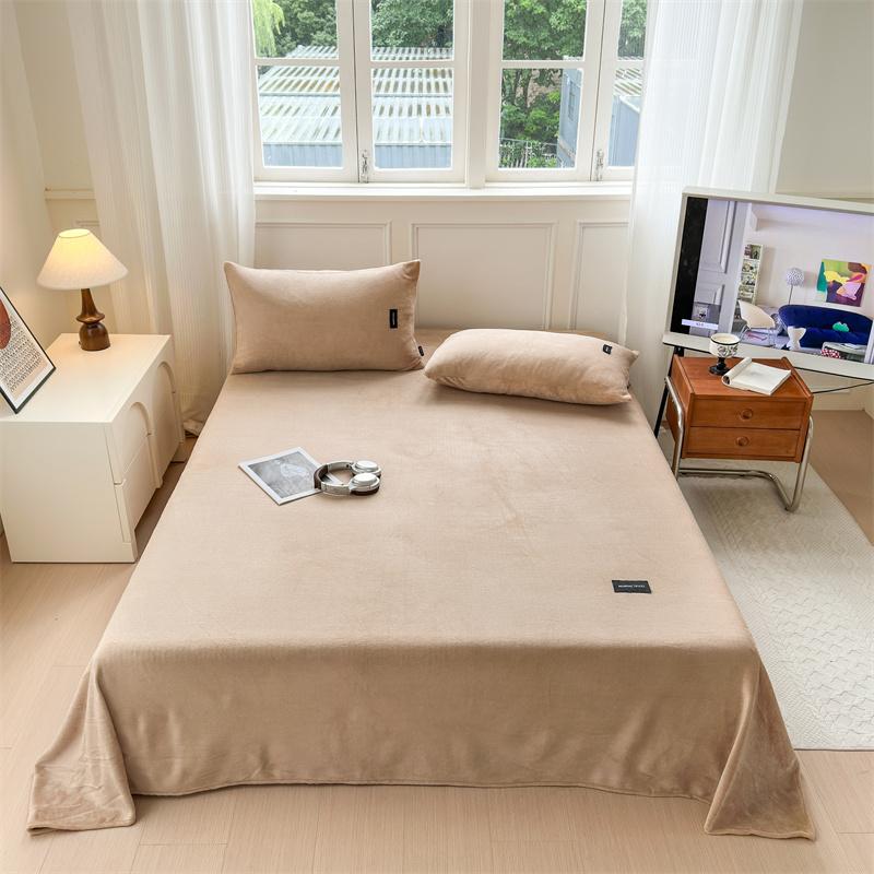 3pcs Solid Color Milk Velvet Bed Sheet Set Autumn Winter Warm Pink Bedding with 2 Pillowcases Soft and Skin-friendly Bed Cover
