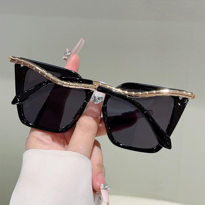 Metal Snake Sunglasses Women For Female Luxury Brand Designer Sun Glasses Punk Popular Vintage Big Frame Sexy Lady Shades Uv400
