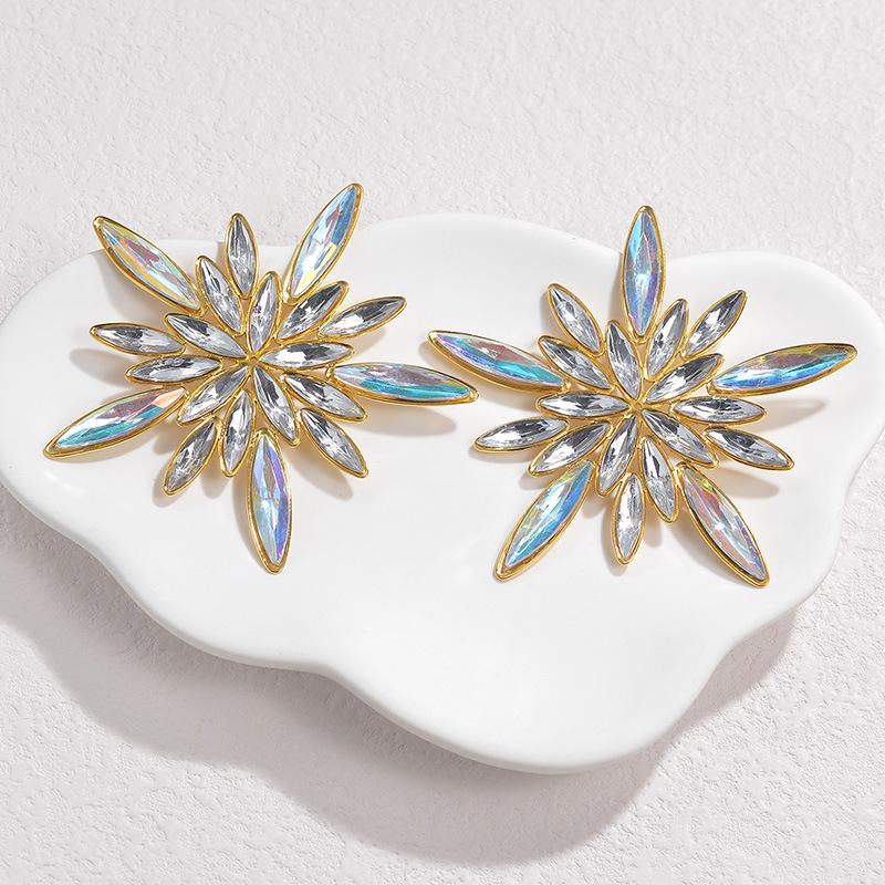 

Exaggerated Snowflake Rhinestone Floral Stud Earrings in Stainless Steel