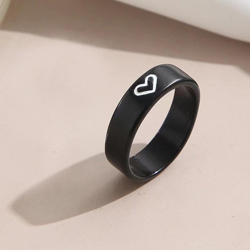 

Набор штабелируемых колец-сердечек нишевого дизайна: Кольца с открытым индексом из двух частей - Изысканная корейская мода для женщин