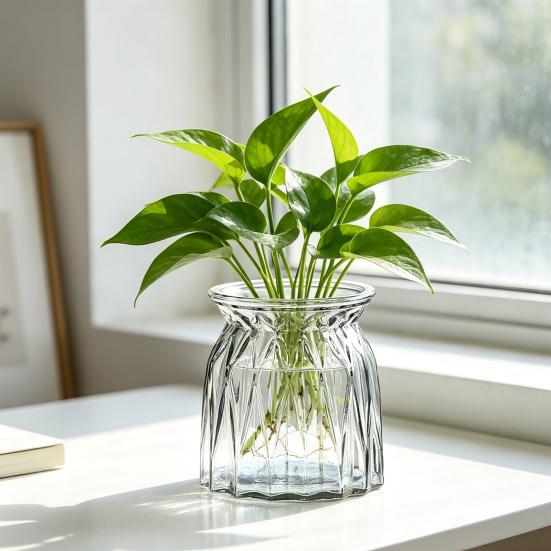 Glass Bud Vase Small Clear Flower Vase for Centerpiece Vintage Decorative Vase for Wedding Party Baby Shower Dining Table Decor