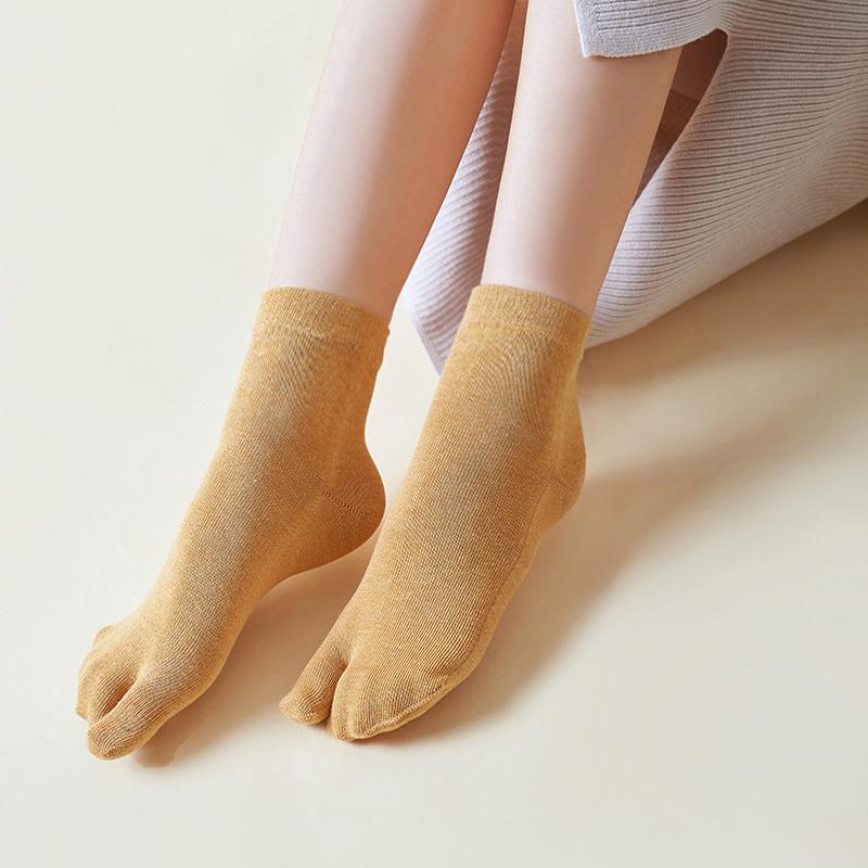Cotton Tabi Socks Two Toe Flip Flops Socks Mens Womens Indoor Clogs Socks for Hallux Valgus Orthopedic Japanese Two-toed Socks