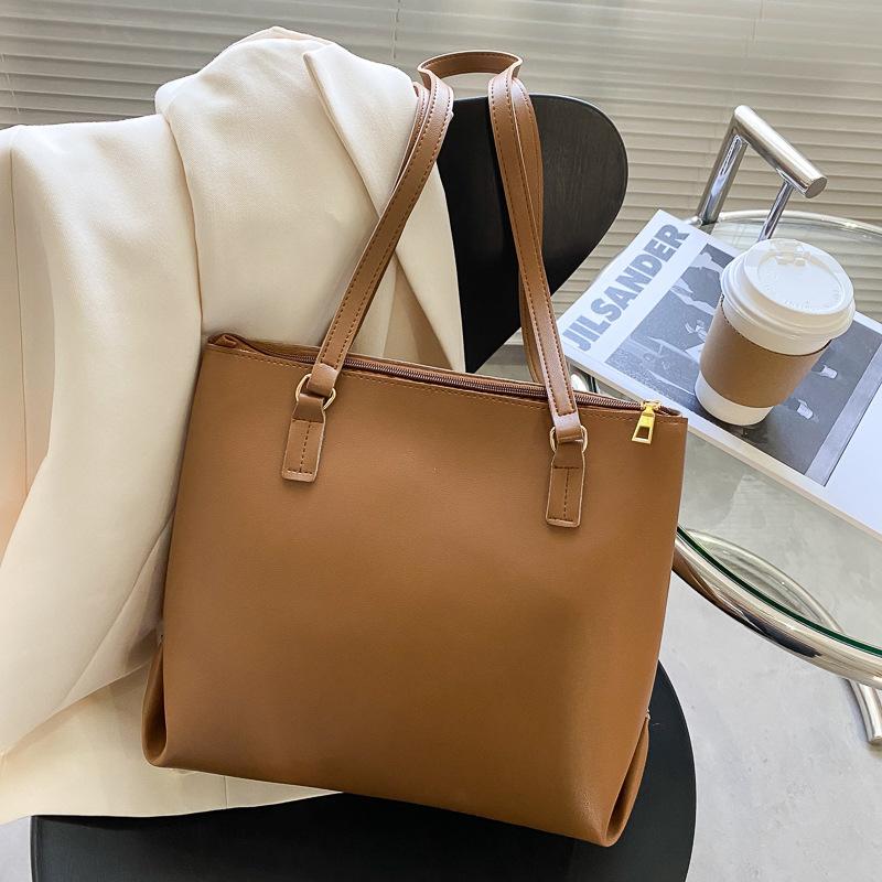 Simple Style Large Capacity Faux Leather Tote Bag for Women Solid Color Casual Shoulder Handbag