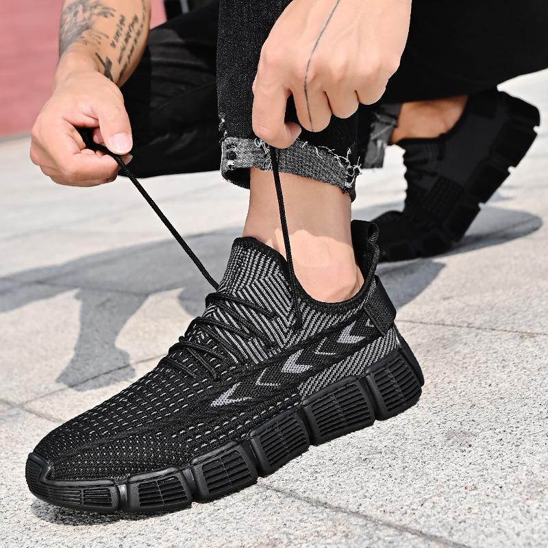 

Spring new handmade fly-woven breathable casual shoes men s versatile sports student trendy shoes running non-slip men s shoes 44 чорний