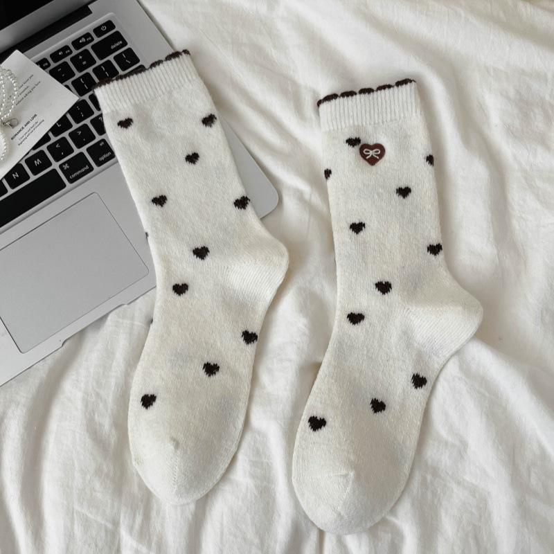 Wollsocken Stil Stickerei Liebe Kniestrümpfe Haufen von Socken Dicke Warme Socken