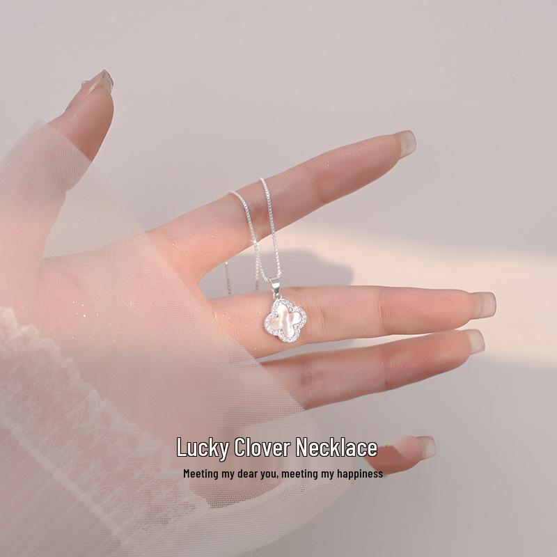 

Серебряное ожерелье S925 с подвеской в виде четырехлистного клевера из перламутра, 2026 Легкая роскошь, цепочка на ключицу