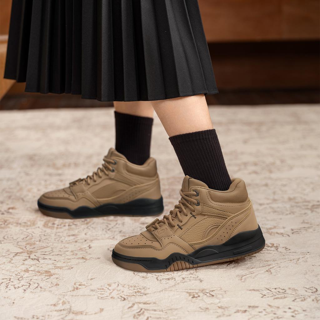 Li Ning Yue Bai Hi Lässig Vielseitig Dicke Sohle Rutschfest Abriebfest Atmungsaktiv High-Top Skateschuhe Damen Sneaker Braun AGCU314-2