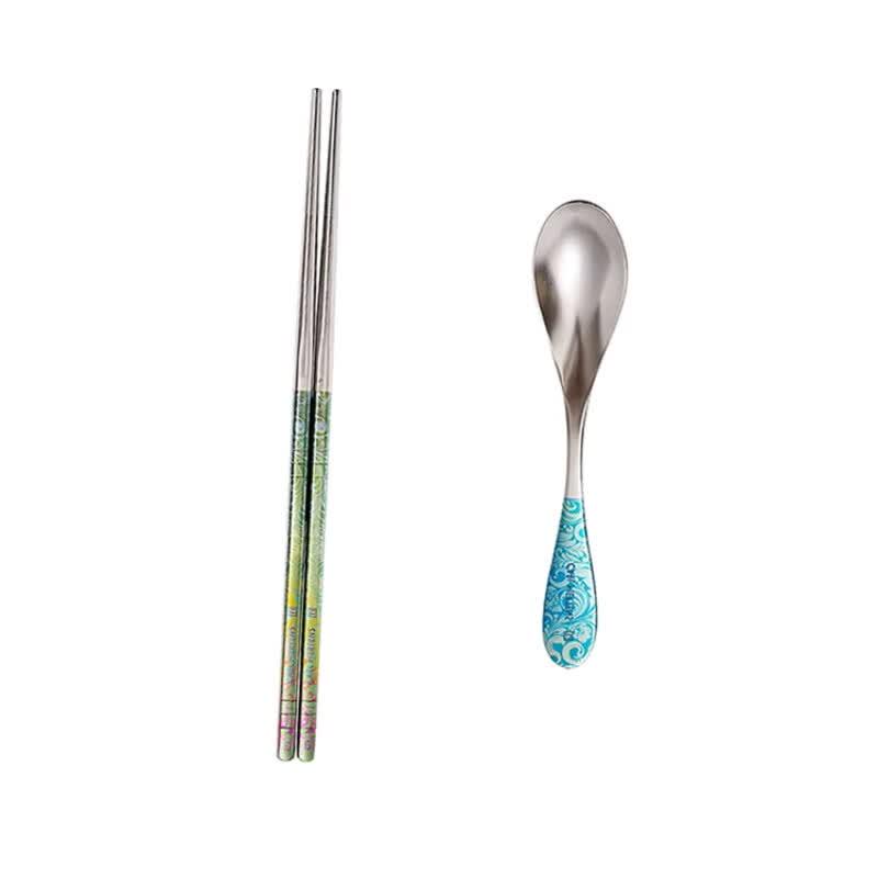 Three-Headed Eagle Auspicious Cloud Titanium Cutlery Set