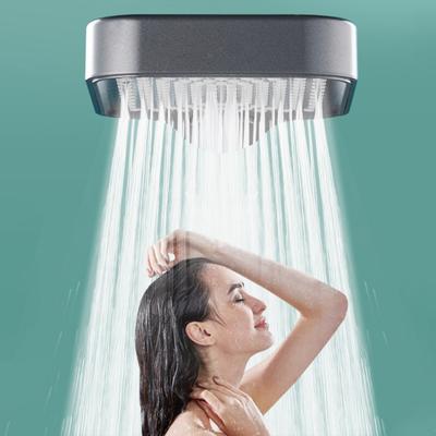 El Tipi 4 Su Tahliye Moduna Sahip Yüksek Basınçlı Filtreli Duş Başlığı Tıkanma Önleyici