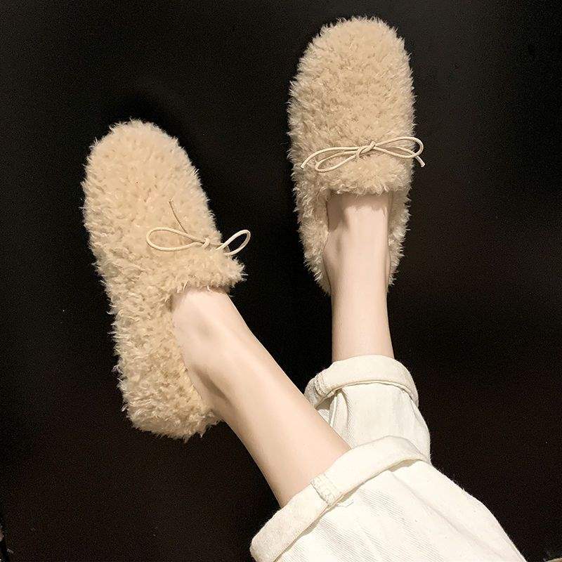 Mao Mao Shoes Women's Winter Wear Korean Version 2025 New Flat Bottom Internet Celebrity Curly Wool Lamb Wool Soft Sole Doudou Cotton Shoes