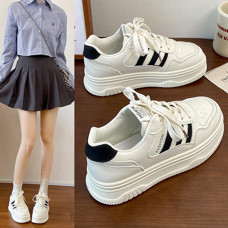 Small height increase small white shoes women's spring 2025 new thick-soled muffin board shoes versatile student casual shoes