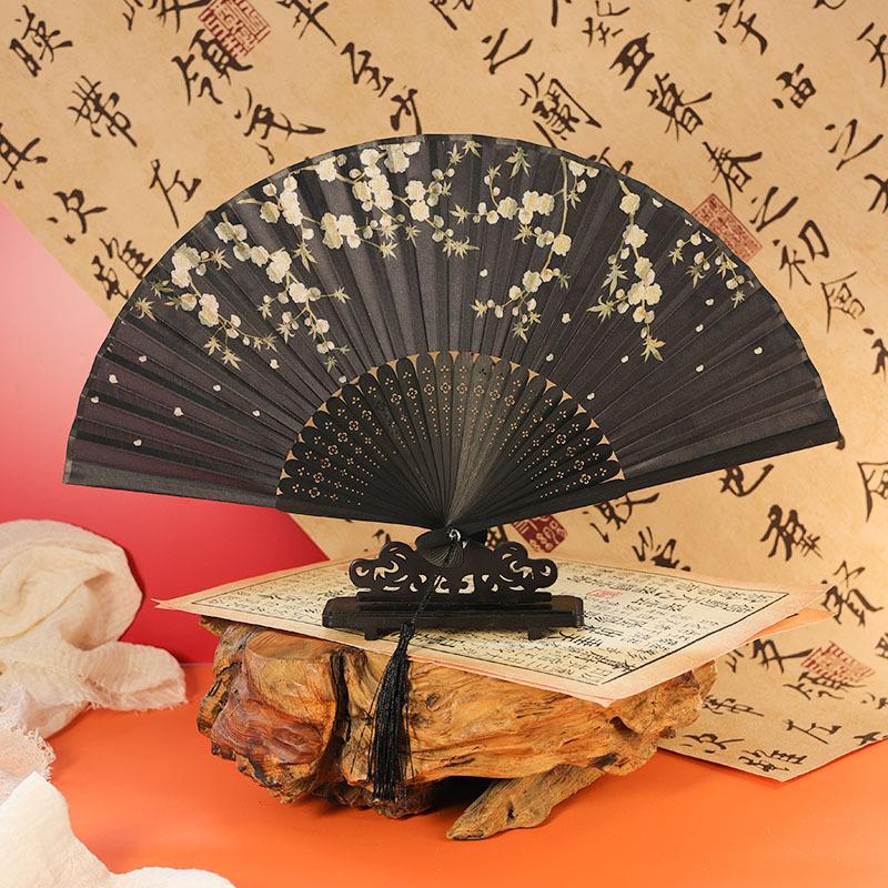 Bamboo Chinese Style Folding Fan Vintage Silk Folding Fan Shank Classical Dance Fan Tassel Elegent Female Hand Fan Home Decor