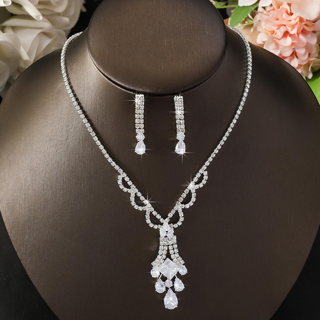 3PC Women's Fashion Copper Inlaid Zircon Claw Chain Geometric Water Drop Necklace Earring Set Wedding Party Festival Gift
