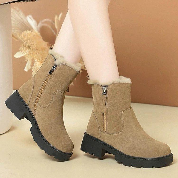 Thick-soled snow boots, piled and thickened warm cotton shoes, new autumn and winter short non-slip boots, cotton boots.